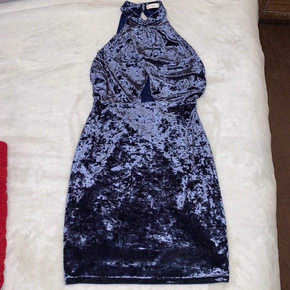 Lulus Dresses & Skirts - Lulus Velvet Dress